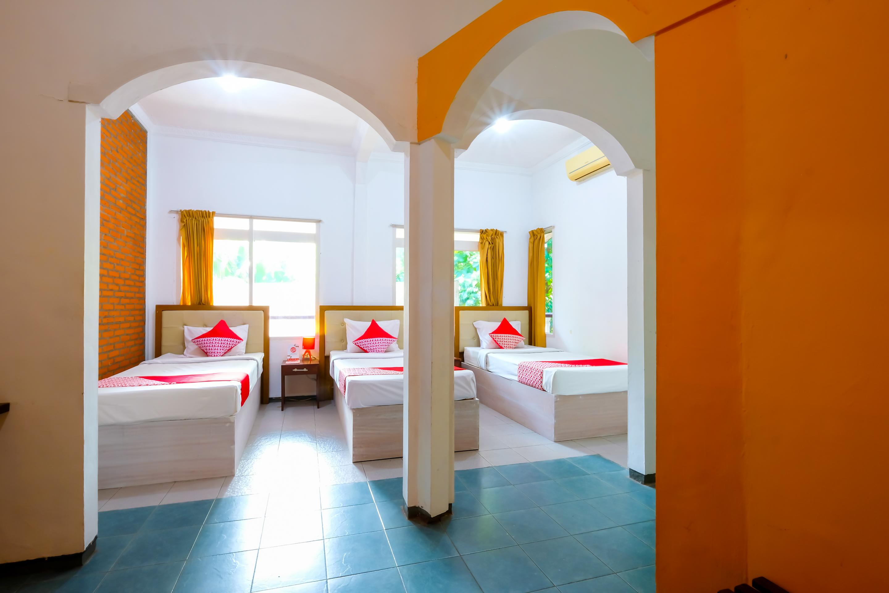 Oyo 1206 Lombok Guest House Матарам Екстериор снимка